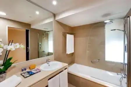 Occidental Cádiz - 53