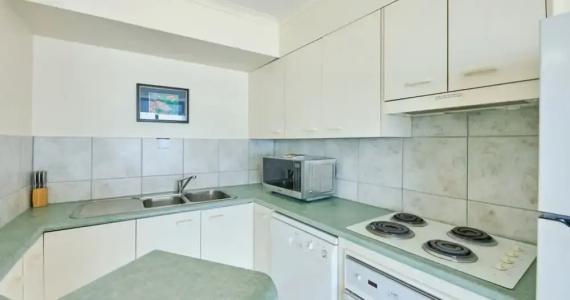 Centrepoint - 41