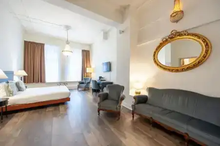 La Lys Rooms & Suites - 1