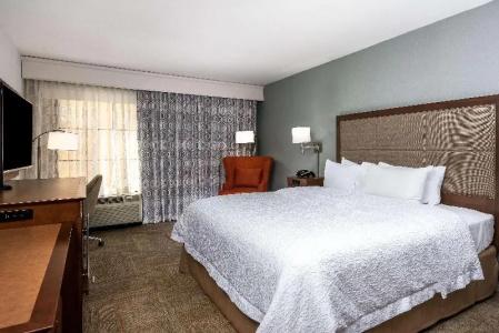 Hampton Inn - Suites-Civic Center - 26