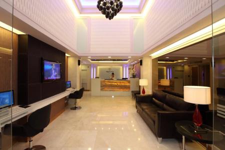 Prestige Suites Nana - 1