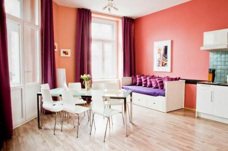 Royal Court Legerova - 48