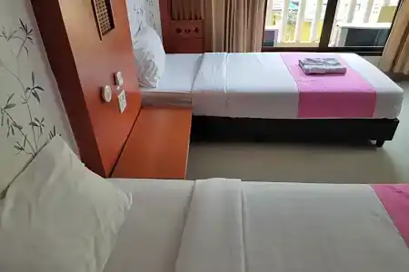 Poonsook Phitsanulok Sha Plus - 45
