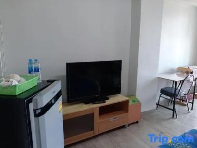 Vanlisut Ngamwongwan - 101