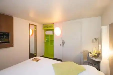 Campanile Reims Ouest - Tinqueux - 71