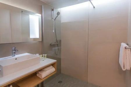 Courtyard by Marriott Montpellier - 33