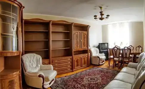 Дом у метро на улице Часовая - 206