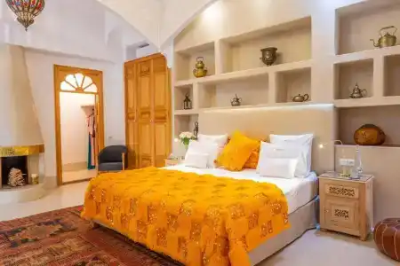 Riad Azahar - 65