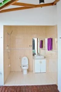 Fulidhoo La Perla Guest House - 17