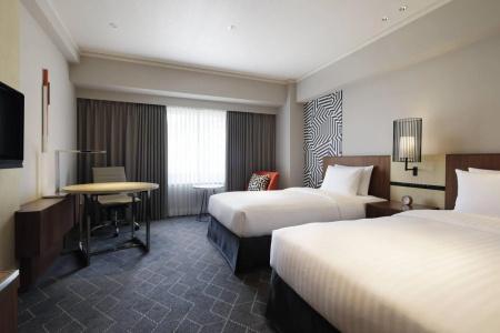 Courtyard by Marriott Shin-Osaka Station - 4