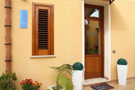 Coralia Bed & Breakfast - 0