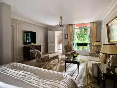 Hôtel Plaza Athénée - Dorchester Collection - 72