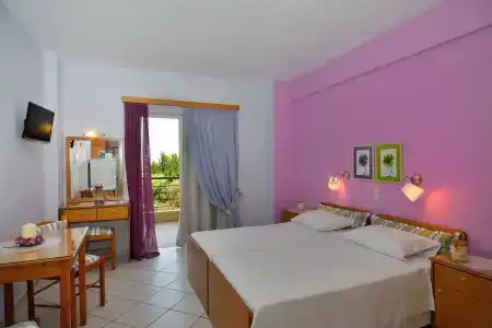 Stamatakis Boutique Studios - 20
