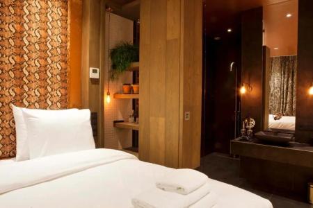 Manzo's Suites - 30