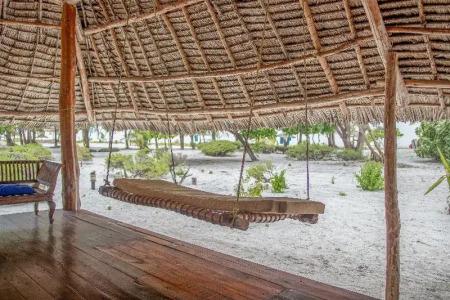 Hakuna Majiwe Beach - 70