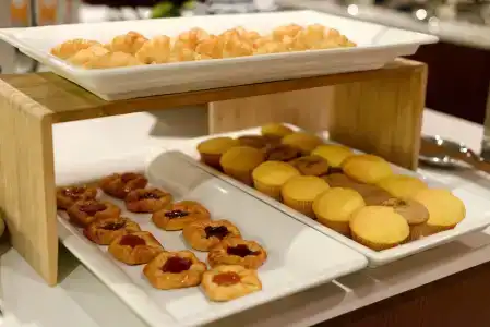 Crowne Plaza Jfk Airport New York City, An Ihg - 9