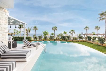 Blue Carpet Luxury Suites - 124
