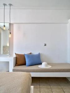 Kanale's Rooms & Suites - 81