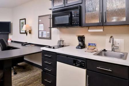 Sonesta Simply Suites Charlotte University - 46