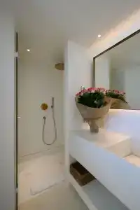 The Island Concept Luxury Boutique - 128