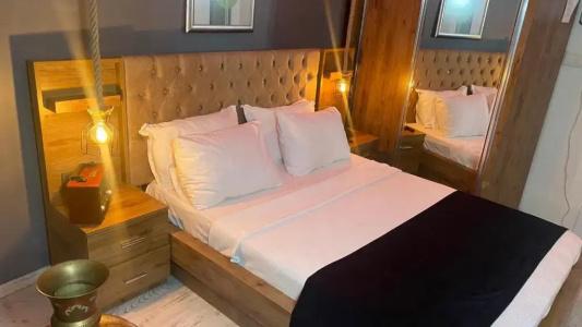 Chez Bore Butique - 33