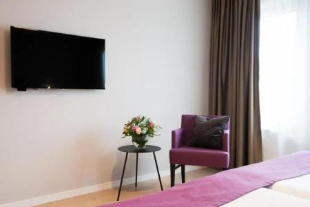Best Western Plus Park Airport - 90