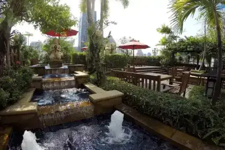 Boulevard Bangkok Sukhumvit - 26
