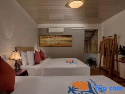 Sandy Beach Bungalows - 48