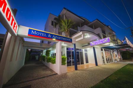 Cosmopolitan & Serviced Apartments - 25