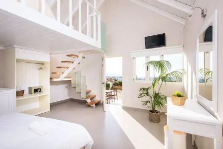 Notos Heights & Suites - 314