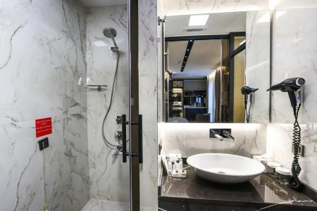 Broyt Suites - 8