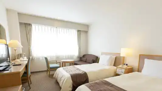 Hanazono Kaikan - 1