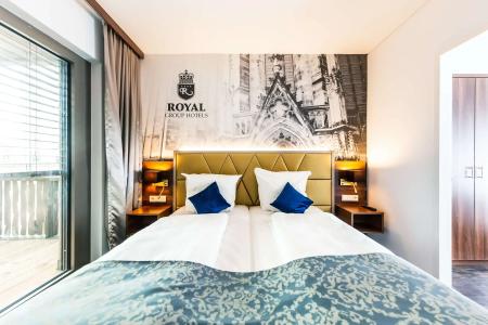 Best Western Plus Royal Suites - 4