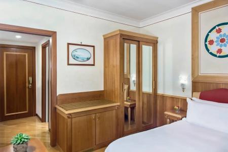 Renaissance Naples Mediterraneo - 98