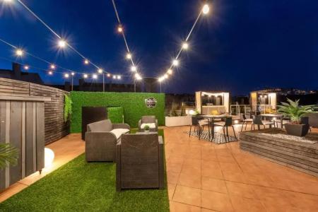 The Art Inn - 37