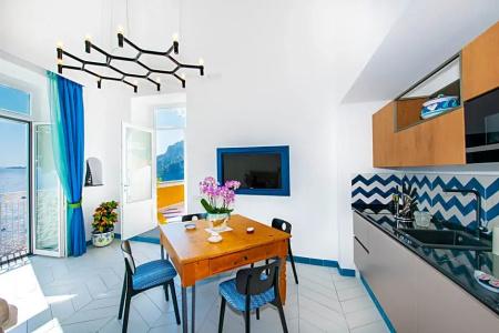 Eden Roc Suites - 363