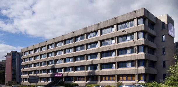 Premier Inn City Centre - 5