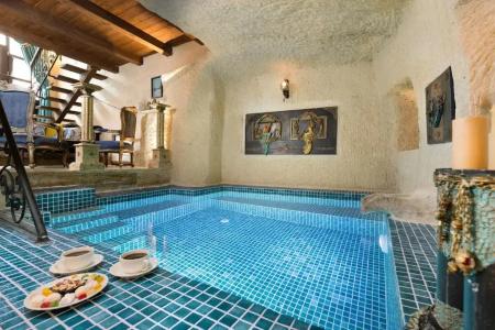 Elysion Cave Suites - 59