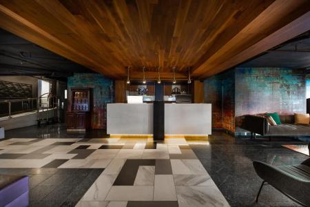 Empire Suites - 11