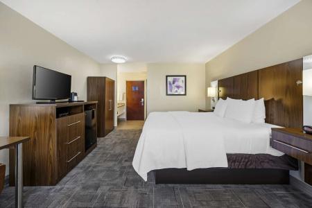 Best Western Plus Gen x Inn - 34
