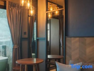 L Nimman - 62