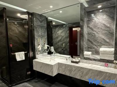 Beijing Jingyi - 100