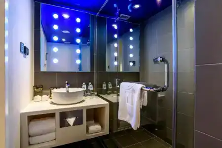 Novotel Bangkok On Siam Square - Sha Extra Plus Certified - 56