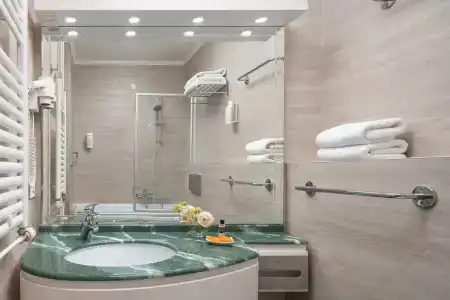Valamar Meteor - 50