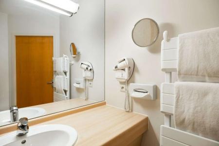 Quality Pau Centre Bosquet - 19