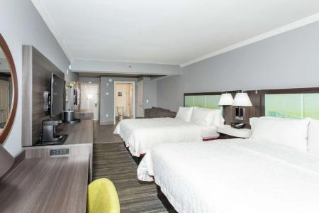 Hampton Inn - 138