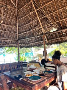 Sazani Beach and Tidal Lounge - 33