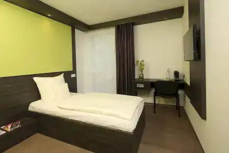 Economy-Hotel - 5
