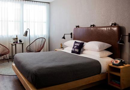 Moxy Seattle Downtown - 1