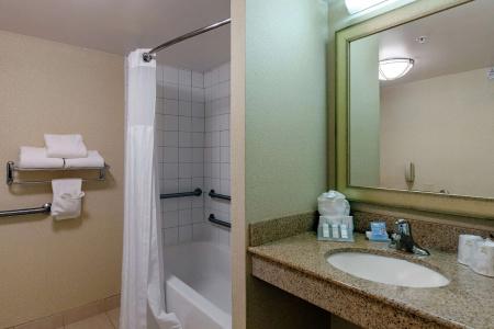 Hilton Garden Inn West I-65 Airport Boulevard - 9